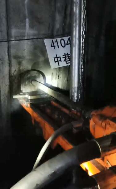 貴州綠蔭塘煤礦喜提3臺(tái)液壓架柱式鉆機(jī) 石家莊巨匠鉆機(jī)正式投入使用