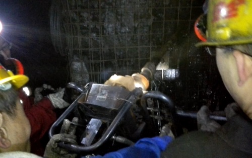內(nèi)蒙風(fēng)動(dòng)探水鉆機(jī)，伊東煤礦認(rèn)定石家莊巨匠